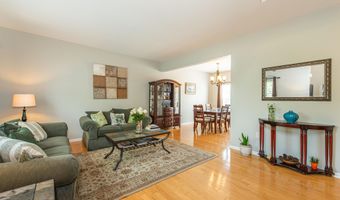 91 Nutmeg Rd, Aberdeen, NJ 07747