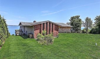 727 Boston Neck Rd, Narragansett, RI 02882