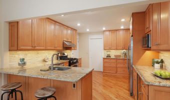 6 Harbor View Dr, Atlantic Highlands, NJ 07716