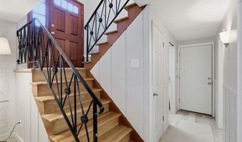 7061 Aliceton Ave, Affton, MO 63123