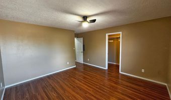 923 TELSTAR Loop NW, Albuquerque, NM 87121