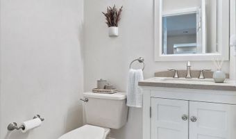 5 LINDEN SPRING Ln, Bear, DE 19701