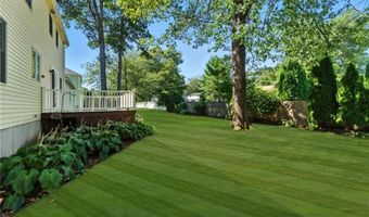 56 Greenfield Rd, Cumberland, RI 02864