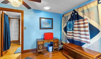 722 E 18th St, Ada, OK 74820