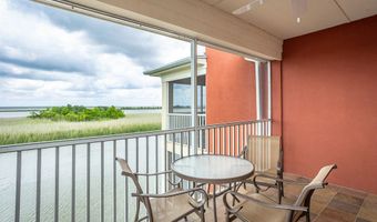 329 Water St, Apalachicola, FL 32320
