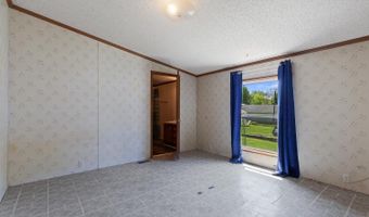 943 Howell, Adrian, MI 49221