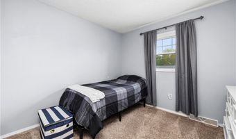 435 Berry Ridge Dr, Amherst, OH 44001