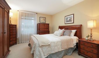 6 Harbor View Dr, Atlantic Highlands, NJ 07716