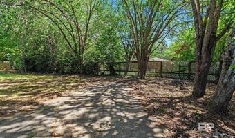 402 E Poplar St, Atmore, AL 36502