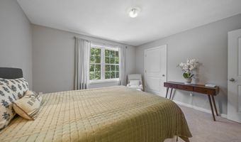 46 Isaac Foss Rd, Chester, NH 03036