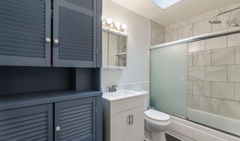 7035 Point View Rd, Benton, AR 72015