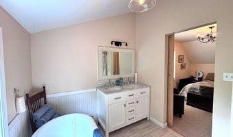 495 Fairview St, Bennington, VT 05201