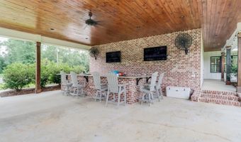 15240 Karen Rd, Biloxi, MS 39532