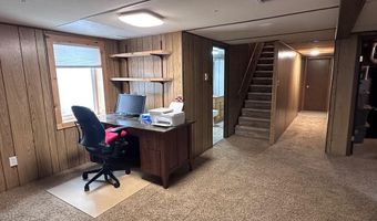 128 Mark St, Aurora, NE 68818