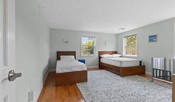 30 Battery Ln, Jamestown, RI 02835