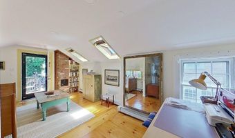 12 Sherman St, Newport, RI 02840