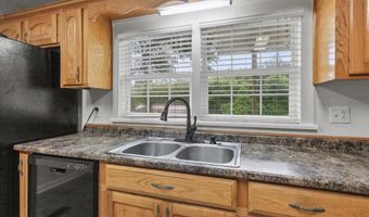 815 Martling Rd, Albertville, AL 35951