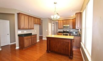 185 Parkview Ln, Advance, NC 27006