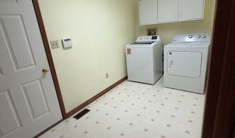 1206 Sugar Pine Dr, Anderson, IN 46012