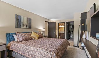 3182 JUSTIN Ct 8, Appleton, WI 54914