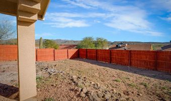 33665 S INCLINE Dr, Black Canyon City, AZ 85324