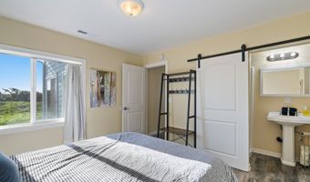 259 S PACIFIC St, Rockaway Beach, OR 97136