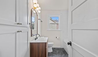 111 N 1st St, Benton, AR 72015