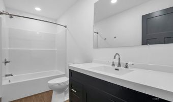 7624 Edria Ln, Athens, OH 45701