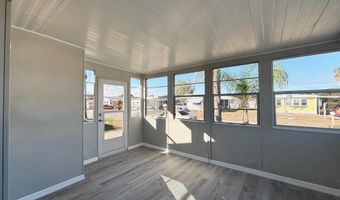 960 Cashew Cir, Barefoot Bay, FL 32976