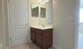 44342 OAKMONT MANOR Sq, Ashburn, VA 20147