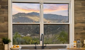 1101 Sierra Linda, Escondido, CA 92025