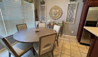 2210 Lakewood Dr, Chickasha, OK 73018