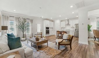 1033 Bellewood Park Dr, Angier, NC 27501