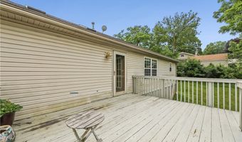 1701 Woods Rd, Akron, OH 44306