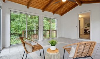 18 Lothrop Rd, Acton, MA 01720