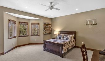 118 Lakeland Dr, Adams Twp., PA 16046