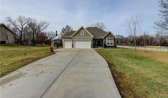 17895 168th St, Basehor, KS 66007