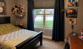 409 Brittany Ct, Aurora, MO 65605
