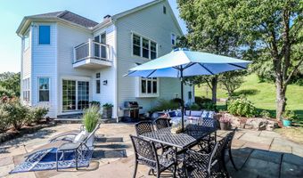 10 Trailing Ridge Rd, Brookfield, CT 06804