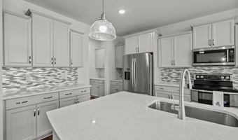 131 Sandy Springs Rd, Aberdeen, NC 28315