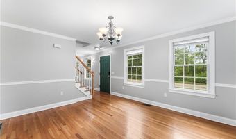 20 Wheelock Ave, Cranston, RI 02920