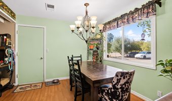 17201 Flowers Ln, Anderson, CA 96007