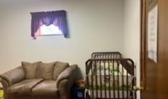 109 College St, Alhambra, IL 62001