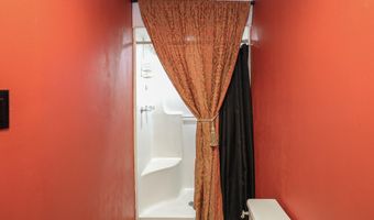 521 W CROSS St, Benton, AR 72015