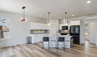 2088 NW Trenton Ave, Bend, OR 97703