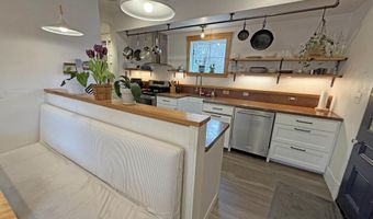 81 Chapin St, Brattleboro, VT 05301
