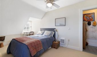 41 Walcott Ave, Jamestown, RI 02835