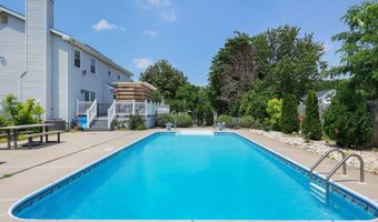 18 Penny Ln, Bayville, NJ 08721