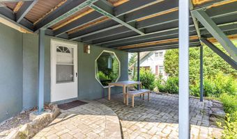 29 Grand Ave, Atlantic Highlands, NJ 07716