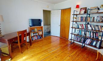 19 Russell St, Bangor, ME 04401